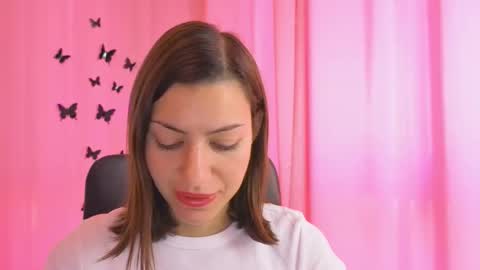 Anni online show from 10-20-25, 06:36