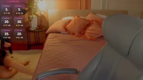 Anita online show from 11-18-25, 01:00