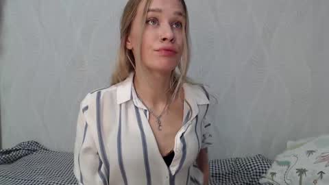 anita_delicious online show from 02-04-25, 03:26