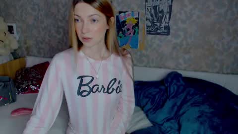 anita_moon_ online show from 03-11-25, 01:59