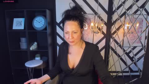 Anita online show from 12-08-24, 01:02