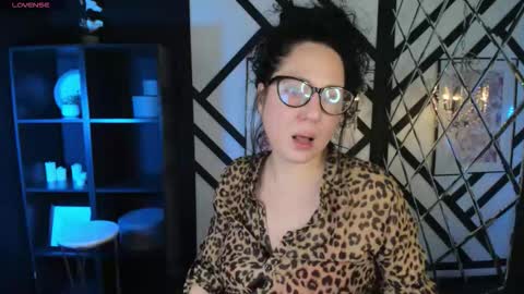 Anita online show from 11-22-25, 09:14