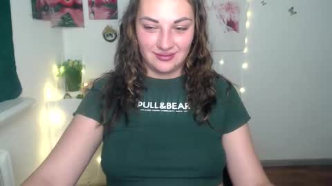 anitaa_a online show from 09-13-25, 06:02