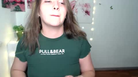 anitaa_a online show from 09-16-25, 05:30