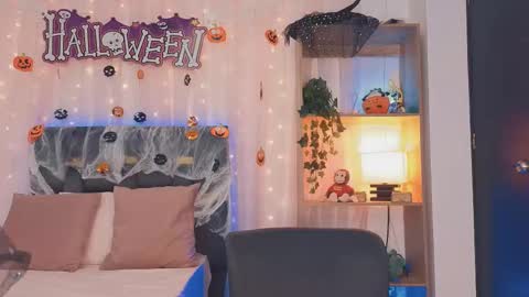 anitaglow online show from 10-26-25, 07:31