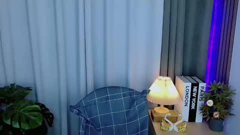 Snapshot of anitaguen chatting on 10-10-25, 11:04 anita online show from 10-10-25, 11:04