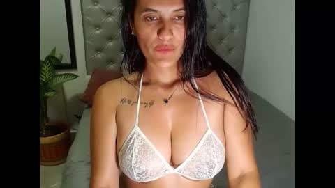 esmeralda online show from 03-07-25, 08:44