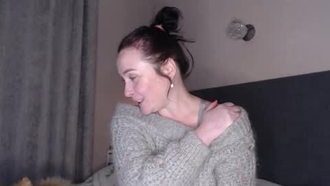 Snapshot of anjutka08 chatting on 02-13-26, 05:20 anjutka08 online show from 02-13-26, 05:20