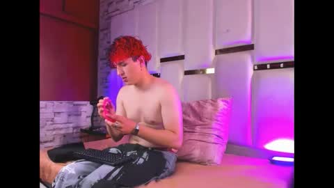 ANGEL AND TEFY online show from 11-30-25, 04:55