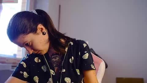 Ann online show from 02-10-25, 12:18