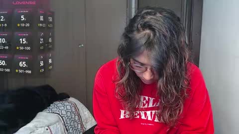 Anna online show from 10-16-25, 03:24