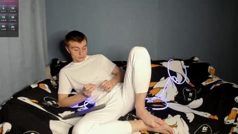 Snapshot of anna_jason chatting on 12-13-24, 06:49 Fansly Jason sweet ass online show from 12-13-24, 06:49