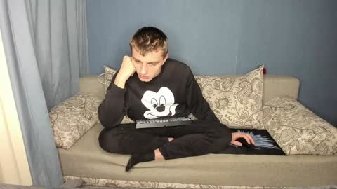 Snapshot of anna_jason chatting on 12-20-24, 04:31 Fansly Jason sweet ass online show from 12-20-24, 04:31