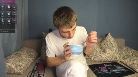 Snapshot of anna_jason chatting on 01-08-25, 07:24 Fansly Jason sweet ass online show from 01-08-25, 07:24