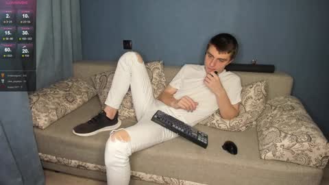 Snapshot of anna_jason chatting on 01-22-25, 11:01 Fansly Jason sweet ass online show from 01-22-25, 11:01