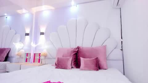 Anna Jules online show from 12-18-25, 10:16