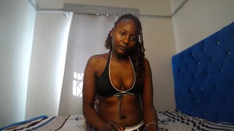 Snapshot of anna_kinky1 chatting on 10-13-25, 06:13 anna kinky1 online show from 10-13-25, 06:13