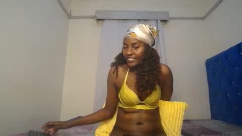 Snapshot of anna_kinky1 chatting on 10-17-25, 10:01 anna kinky1 online show from 10-17-25, 10:01