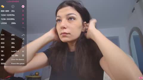 Snapshot of anna_lewis chatting on 02-17-26, 05:04 Anna online show from 02-17-26, 05:04