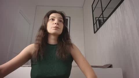 Snapshot of anna_lewis chatting on 04-01-26, 06:36 Anna online show from 04-01-26, 06:36