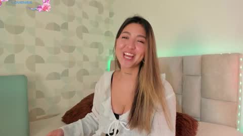 Snapshot of anna_loveu chatting on 09-22-25, 07:16 Ana Lucia online show from 09-22-25, 07:16