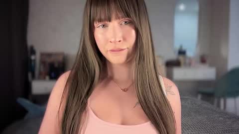 Snapshot of anna_morison chatting on 10-19-25, 01:34 Annet online show from 10-19-25, 01:34