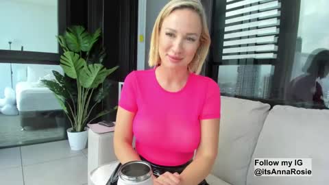 Anna online show from 02-13-25, 04:22
