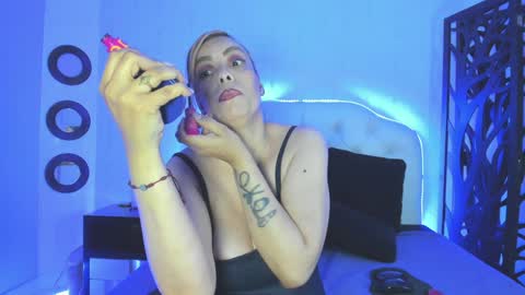 Anna online show from 01-22-25, 02:48