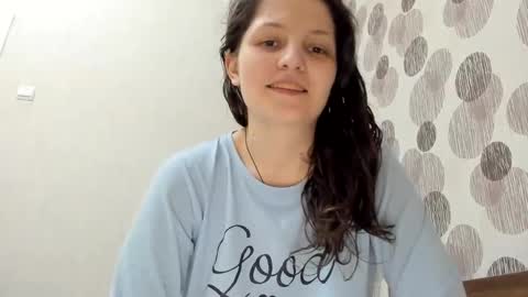 Snapshot of annaahcharm chatting on 01-07-25, 09:18 annaahcharm online show from 01-07-25, 09:18