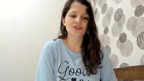 Snapshot of annaahcharm chatting on 02-19-25, 04:33 annaahcharm online show from 02-19-25, 04:33