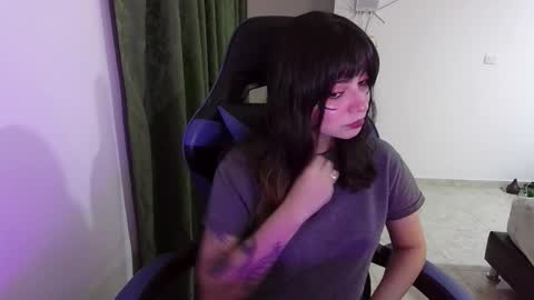 Anna online show from 10-12-25, 02:32