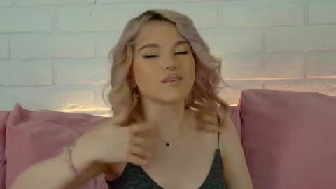 AnnaDelon online show from 09-18-25, 04:20