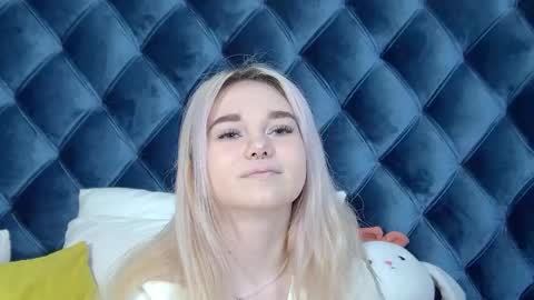 AnnaDelon online show from 09-30-25, 04:17