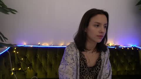 Anna online show from 01-14-25, 12:33