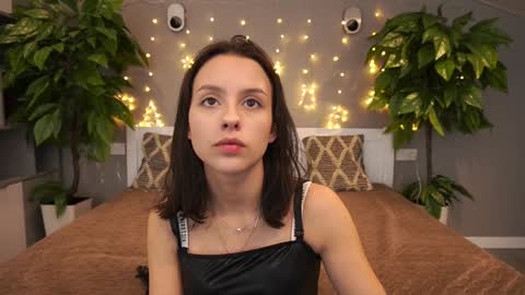 Anna online show from 01-18-25, 03:42