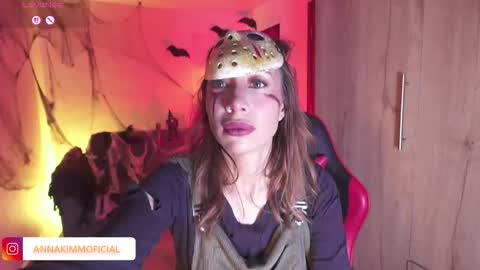 Anna online show from 10-31-25, 12:00