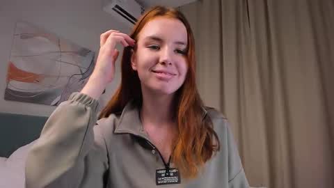 My name is Mila online show from 10-10-25, 01:43