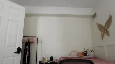 AnnaMarrie online show from 02-27-26, 03:45