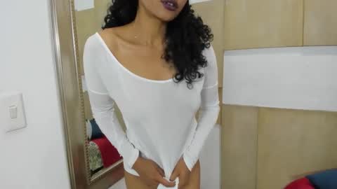 Anna online show from 10-15-25, 09:04