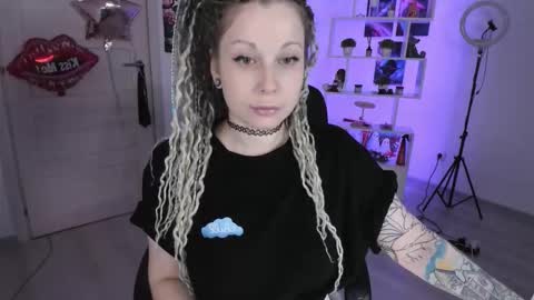 Snapshot of annanebula chatting on 10-22-25, 03:56 Anna online show from 10-22-25, 03:56