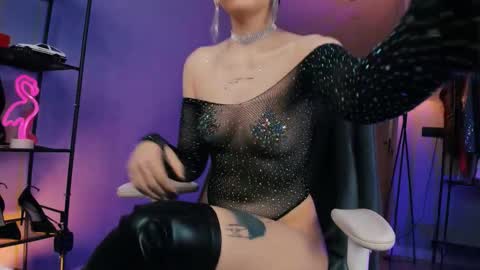 Anna online show from 10-08-25, 07:22