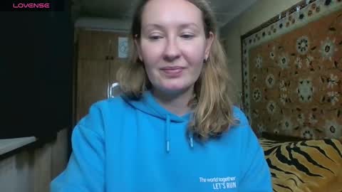 AnnaXLovers online show from 10-14-25, 02:18