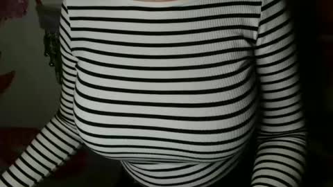 Bella online show from 11-21-25, 07:12