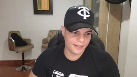 Snapshot of anndyhardy11 chatting on 10-22-25, 09:47 Anndy Hardy online show from 10-22-25, 09:47