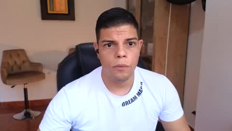 Snapshot of anndyhardy11 chatting on 10-23-25, 09:02 Anndy Hardy online show from 10-23-25, 09:02