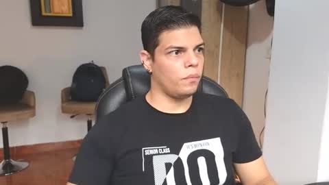 Snapshot of anndyhardy11 chatting on 11-18-25, 07:29 Anndy Hardy online show from 11-18-25, 07:29