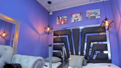 Anne online show from 10-14-25, 07:58