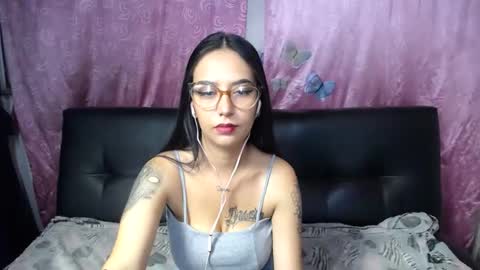 Anne online show from 02-11-25, 01:41