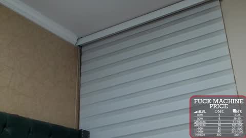       online show from 11-10-25, 12:53