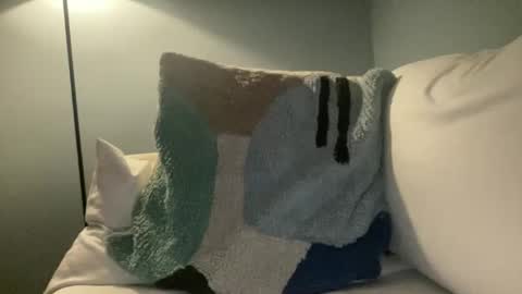 Snapshot of anned1991 chatting on 09-11-25, 11:27 anned1991 online show from 09-11-25, 11:27